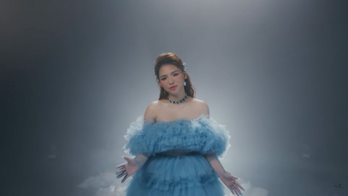 Myra Trần tung MV cho ca khúc mới được trình diễn trong đêm concert The Masked Singer