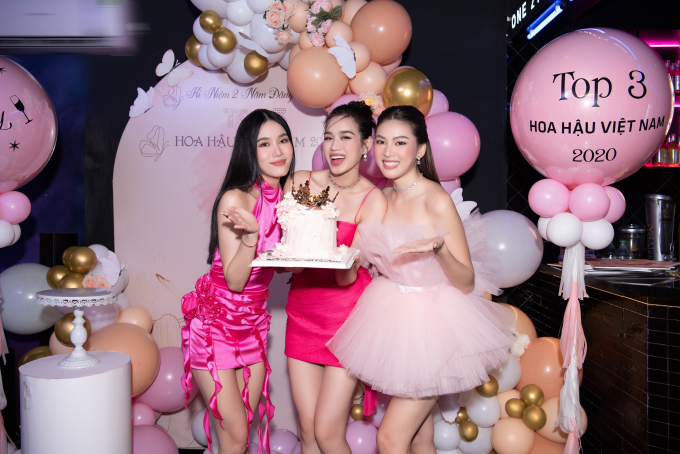Top 3 Hoa hậu Việt Nam 2020 bất ngờ khi được ekip tổ chức kỷ niệm 2 năm đăng quang