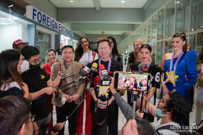 Dùng lại văn mẫu từng hiệu nghiệm với fans Việt Nam, Mr. Nawat tiếp tục nịnh fans Philippines không ngượng miệng