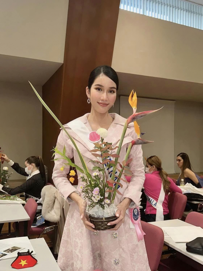 Miss International 2022 cho thí sinh thưởng trà, cắm hoa: Phương Anh nhẹ nhàng, quý phái chuẩn gái Nhật
