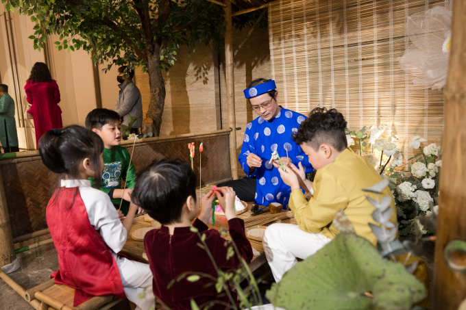 Điểm đặc biệt trong đám cưới của hoa hậu Ngọc Hân: Thiết kế khu vui chơi cho trẻ em, cô dâu, chú rể cùng diện áo dài