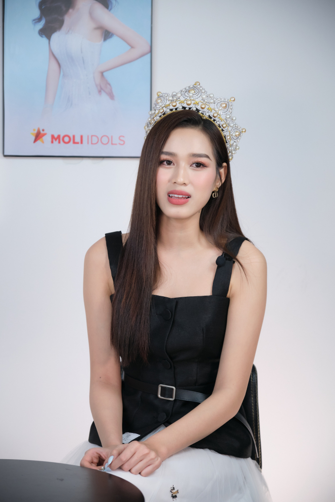 Đỗ Thị Hà: Tôi từng cảm thấy hối hận vì đăng quang Hoa hậu Việt Nam