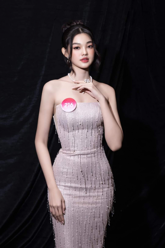 Trần Thị Bé Quyên, mỹ nhân lọt Top 3 Người đẹp Biển đang gây sốt tại Hoa hậu Việt Nam 2022 là ai?