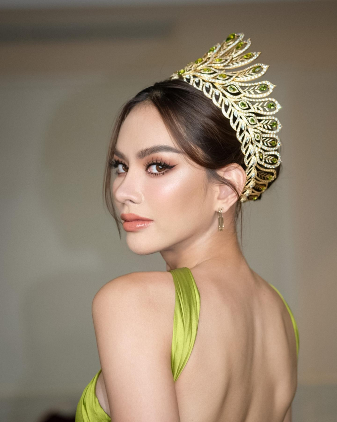 Vương miện Miss Universe 2022 vừa công bố: Trị giá 6 triệu đô nhưng bị chê thua cả hàng nội địa Thái Lan