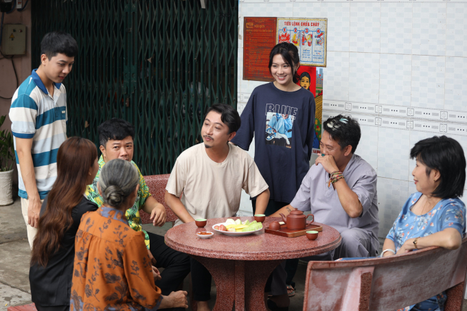 Hứa Minh Đạt làm web drama riêng, bà xã Lâm Vỹ Dạ tích cực trợ lực