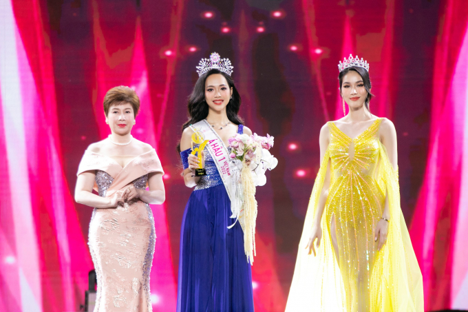 Trực tiếp chung kết Hoa hậu Việt Nam 2022: Người đẹp 19 tuổi Huỳnh Thị Thanh Thủy đăng quang ngôi vị cao nhất