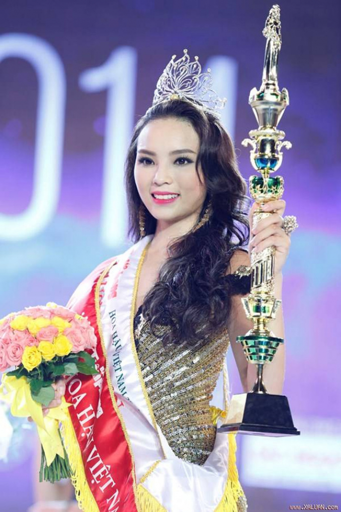 Đỗ Hà bị chỉ trích đến ngày cuối nhiệm kỳ vẫn thua người đẹp thị phi nhất lịch sử Hoa hậu Việt Nam