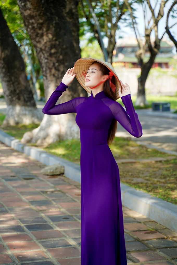 5 nàng hậu diện áo dài đẹp nhất Việt Nam: Khánh Vân 3 lần nhận giải, Nam Em chuẩn gái miền Tây