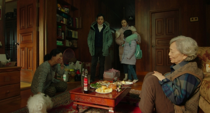 Hãy chăm sóc mẹ: Chương mới của dòng phim gia đình trên màn ảnh Hàn?