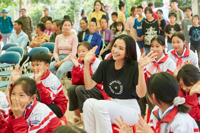 Bị chê làm từ thiện để gây chú ý, Ngọc Châu lên tiếng: Cuộc đời cho tôi nhiều hơn một danh hiệu