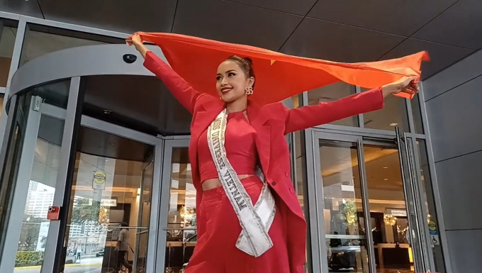 Ngày đầu xuất trận Miss Universe 2022: Ngọc Châu càn quét các BXH, được Global Beauties đánh giá cao