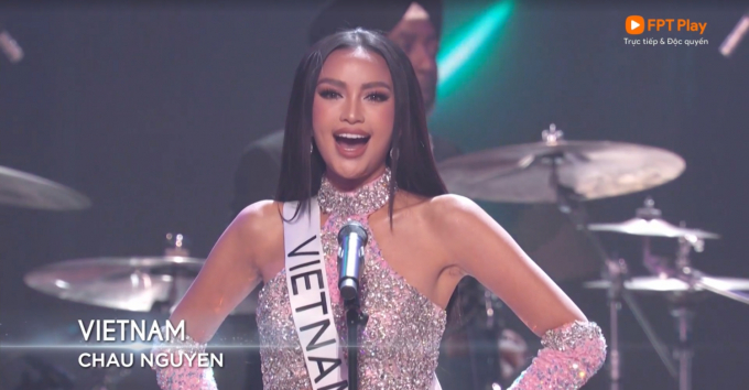 Chọn tóc thẳng son trầm, Ngọc Châu mở màn Miss Universe 2022 đầy ấn tượng, tự hào hô vang Việt Nam