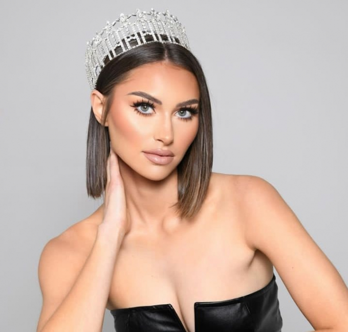 Cô gái hạnh phúc nhất khi RBonney Gabriel đăng quang Miss Universe 2022: Á hậu 1 Miss USA được phong làm kế hậu?