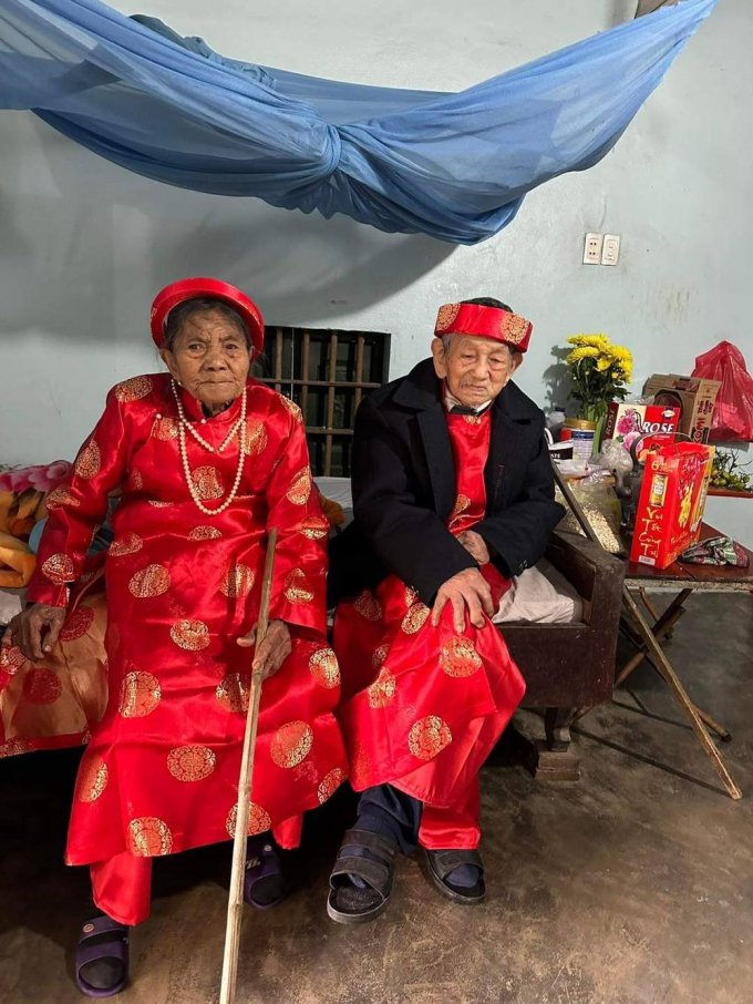 Trăm năm hạnh phúc: Đôi vợ chồng cùng đạt ngưỡng 100 tuổi tại Nghệ An