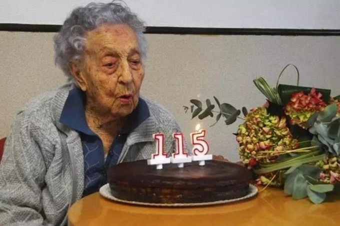 Cụ bà 115 tuổi ở Tây Ban Nha được cho là người già nhất thế giới