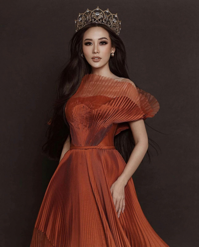 Miss Charm 2023: Dàn thí sinh lên đồ cho đêm trao sash, đại diện Indonesia bất ngờ được fans Việt ủng hộ