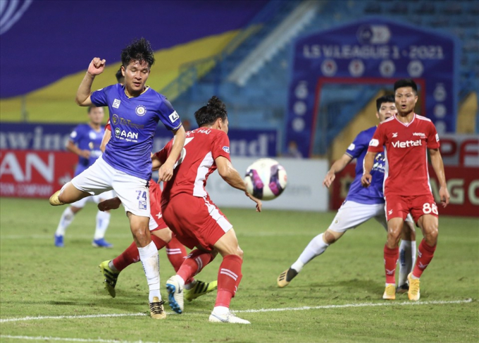 Đỗ Hùng Dũng đánh dấu cột mốc đặc biệt khi thi đấu cho Hà Nội FC