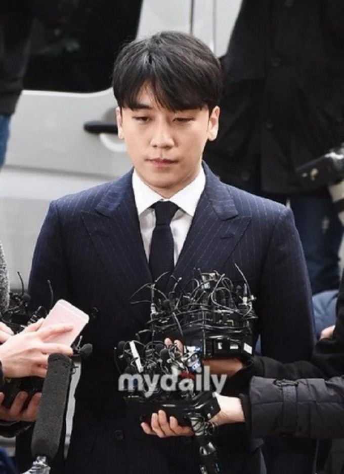Seungri chính thức ra tù sớm hơn 2 ngày, một idol khác đồng thời bị bắt giữ tại tòa