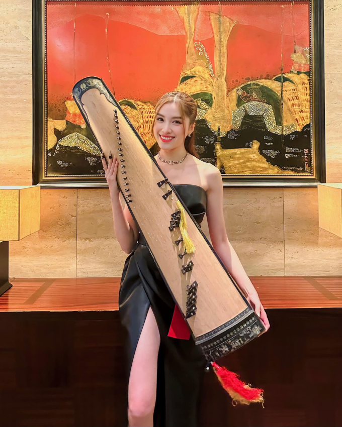 Váy dạ hội đã sẵn sàng, Thanh Thanh Huyền tiến vào bán kết Miss Charm 2023 với tâm thế chiến binh nghìn máu