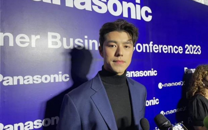 Nine Naphat chia sẻ về Valentine đầu tiên bên Baifern Pimchanok, nghe là biết “mê nàng như điếu đổ” rồi Nine Naphat chia sẻ về Valentine đầu tiên bên Baifern Pimchanok, nghe là biết “mê nàng như điếu đổ” rồi