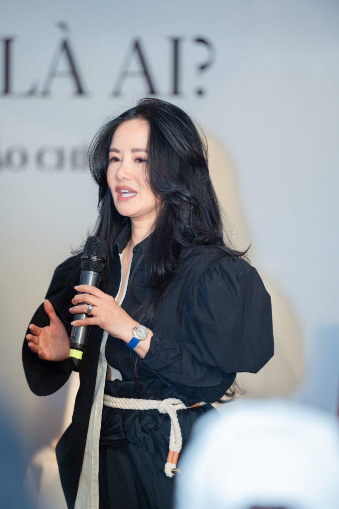 Diva Hồng Nhung thực hiện live concert quốc tế hát nhạc Trịnh Công Sơn