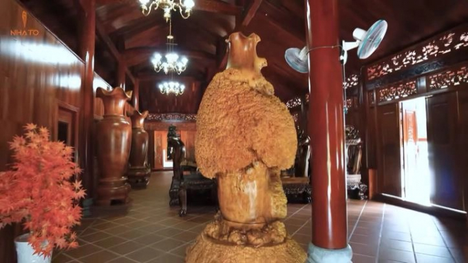 Biệt phủ 15ha đầy đồ gỗ hiếm của đại gia chân đất Bình Dương, lương người chăm vườn 2 tỷ/tháng