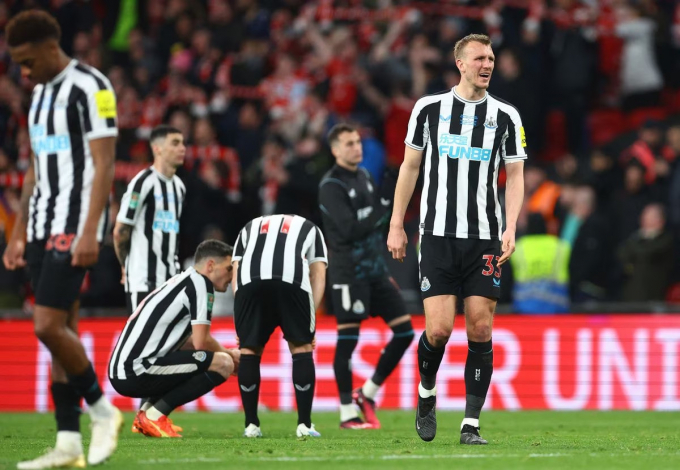 Hạ gục Newcastle, Man Utd đoạt danh hiệu đầu tiên sau 6 năm