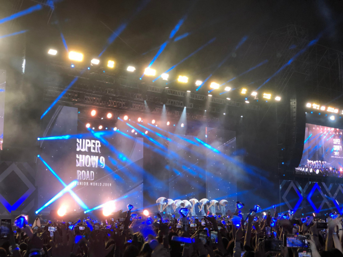 Concert của Super Junior tại TP.HCM gây bức xúc