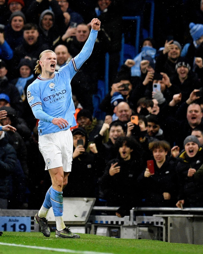 Haaland ghi bàn không tưởng, Man City vào tứ kết Champions League