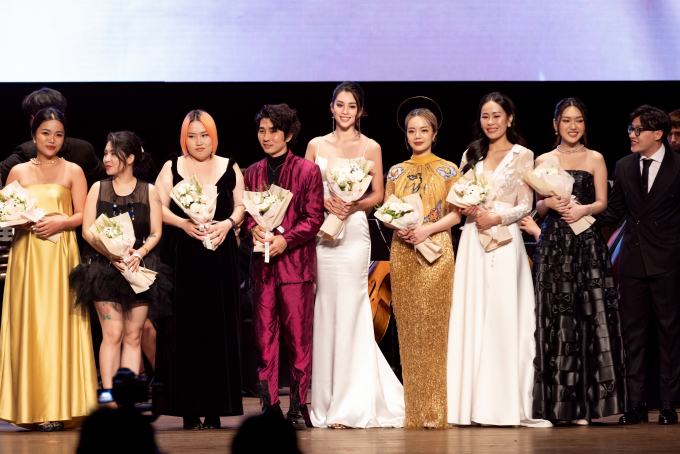 Không còn trong đề cử Best Face vì bận” làm giám khảo, hoa hậu Tiểu Vy tiếp tục khẳng định nhan sắc không đối thủ