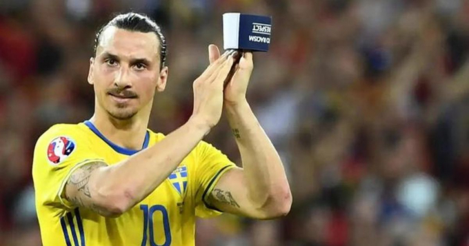 Ibrahimovic trở lại cống hiến cho đội tuyển Thụy Điển dù sắp bước sang tuổi 42
