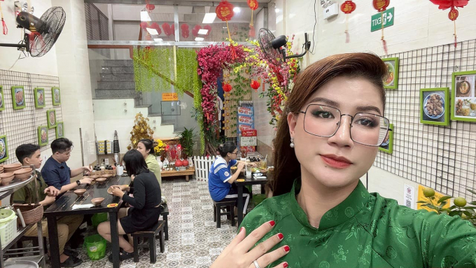Võ Hà Linh đụng chạm quán bún đậu của Trang Khàn, phản ứng của cô chủ thế nào?