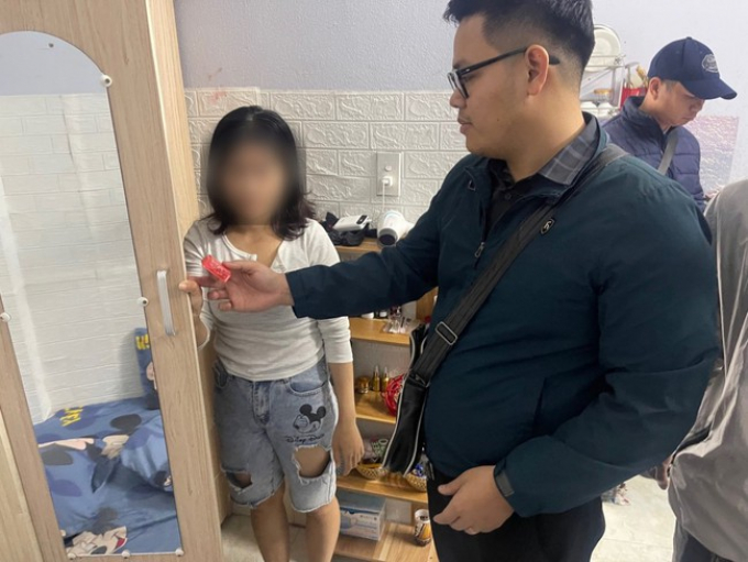 TT-Huế: Bị người giúp việc quen qua Facebook lấy trộm tài sản trị giá hàng trăm triệu đồng TT-Huế: Bị người giúp việc quen qua Facebook lấy trộm tài sản trị giá hàng trăm triệu đồng