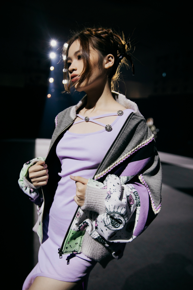 Bảo Hà trở thành mẫu Việt duy nhất trình diễn tại Seoul Fashion Week 2023