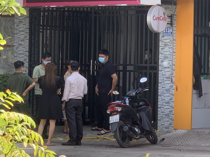 Bình Dương: Bất chấp công an, gã đàn ông vẫn khống chế bạn tình để... quan hệ tình dục Bình Dương: Bất chấp công an, gã đàn ông vẫn khống chế bạn tình để... quan hệ tình dục