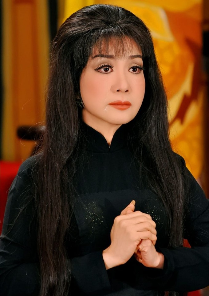 Nữ hoàng kiếm hiệp Mỹ Châu: Nỗi đau không thể làm mẹ, tuổi xế chiều cô đơn xứ người
