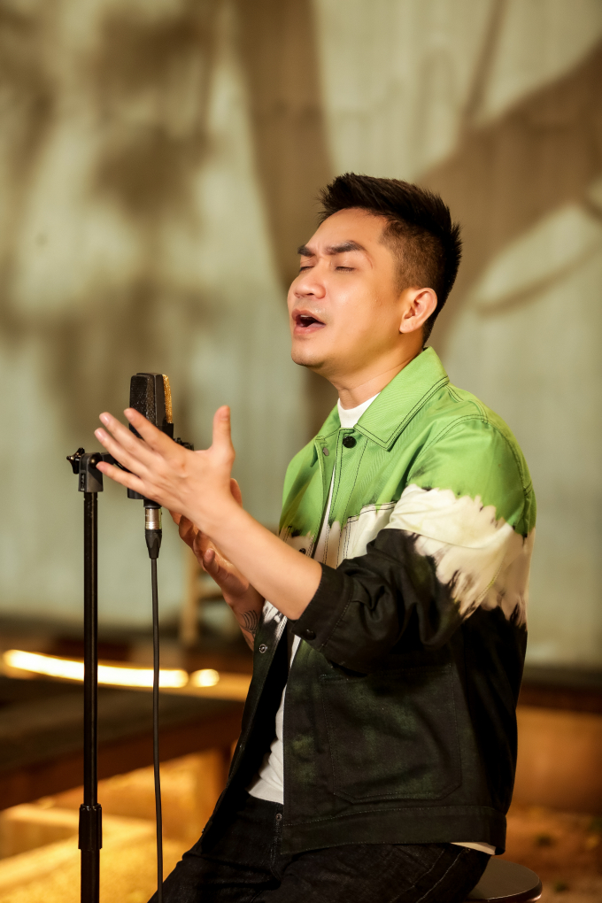 Phạm Khánh Hưng trình làng MV Em chờ anh - ca khúc gắn liền với mối tình tan vỡ của Phạm Thanh Thảo