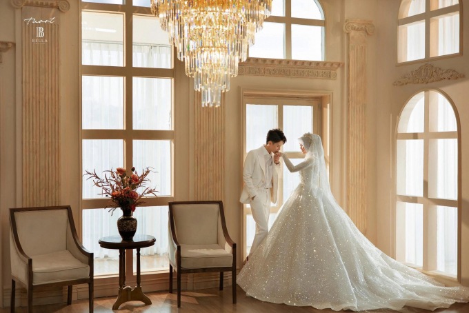 Đạt Villa mạnh tay chi 1 tỷ đặt 4 chiếc váy cưới cho Vidhia Đạt Villa mạnh tay chi 1 tỷ đặt 4 chiếc váy cưới cho Vidhia