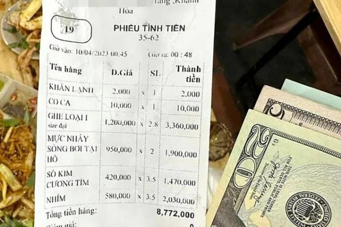 Nhà hàng hải sản ở Nha Trang bị tố chặt chém 3 khách Trung Quốc Nhà hàng hải sản ở Nha Trang bị tố chặt chém 3 khách Trung Quốc