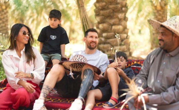 PSG cấm Messi thi đấu, quyết định không gia hạn hợp đồng