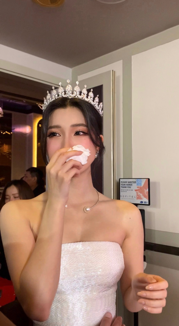 Á hậu Thảo Nhi Lê bất ngờ đến chúc mừng Phương Nhi đại diện Việt Nam chinh chiến Miss International 2023 Á hậu Thảo Nhi Lê bất ngờ đến chúc mừng Phương Nhi đại diện Việt Nam chinh chiến Miss International 2023