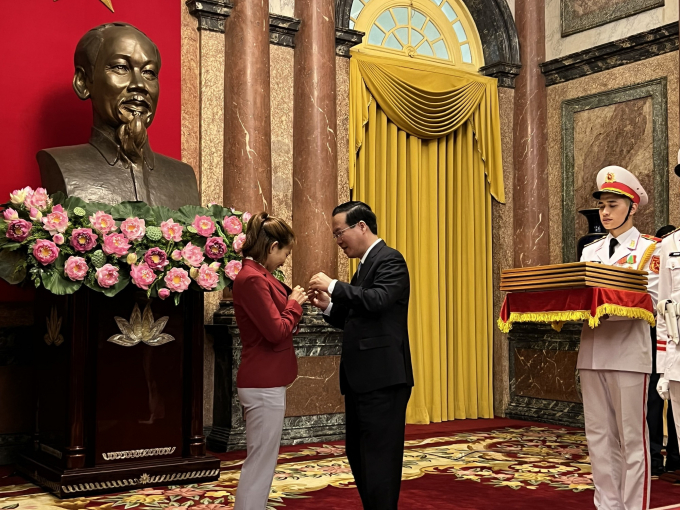 Chủ tịch nước Võ Văn Thưởng xúc động và tự hào về câu chuyện của Nguyễn Thị Oanh tại SEA Games 32