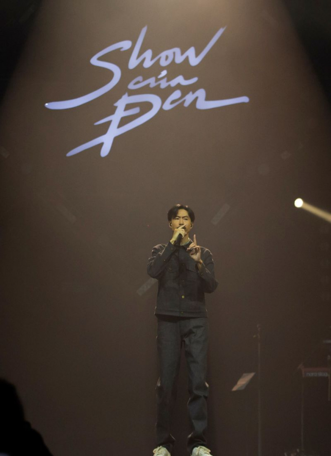 Show của Đen tại Hà Nội: Hà Anh Tuấn - JustaTee - Lynk Lee trình diễn cực cháy, hơn 10.000 fans cùng hòa giọng