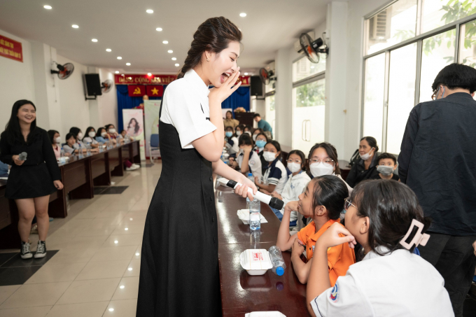 Hoa hậu Thiên Ân lan tỏa dự án Khuyết workshop đầy ý nghĩa nhân ngày Quốc tế Thiếu nhi