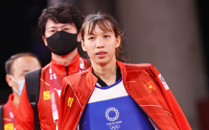 Nữ võ sĩ Việt Nam gây náo động khi đánh bại ĐKVĐ Taekwondo thế giới