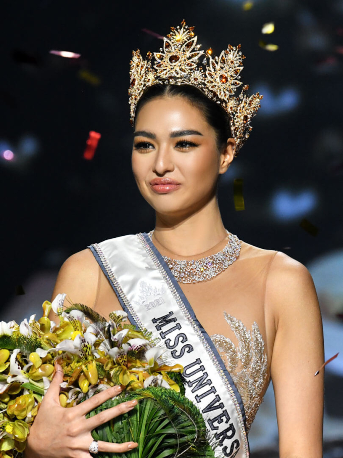 Dịu Thảo tung video giới thiệu thi MIQ, fans chê: Sao phát ngôn quá giống Hoa hậu Hoàn vũ Thái Lan 2021?