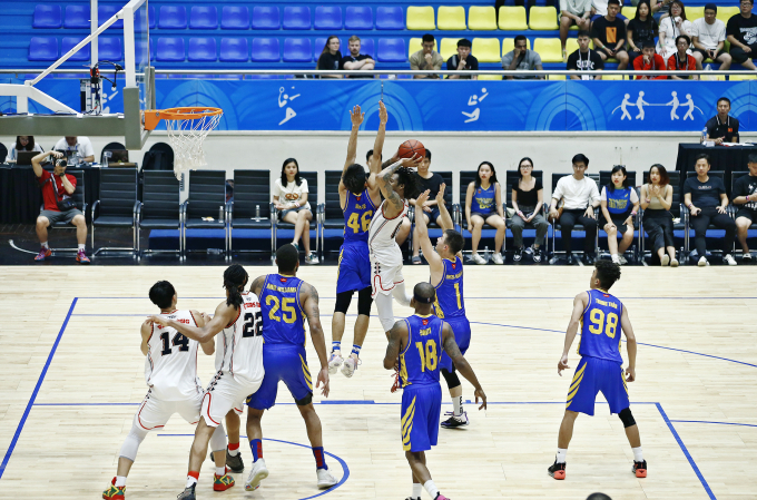 VBA 2023: Thang Long Warriors vất vả đánh bại Ho Chi Minh City Wings