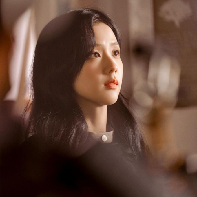 8 idol Kpop đóng phim: Jennie - Jisoo (Blackpink) bại trận, IU ngày càng tiến bộ