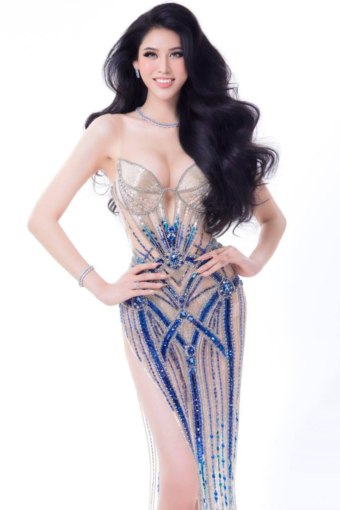 Hé lộ chiếc váy dạ hội cùng Dịu Thảo tỏa sáng tại bán kết Miss International Queen 2023: Sang trọng và quyến rũ