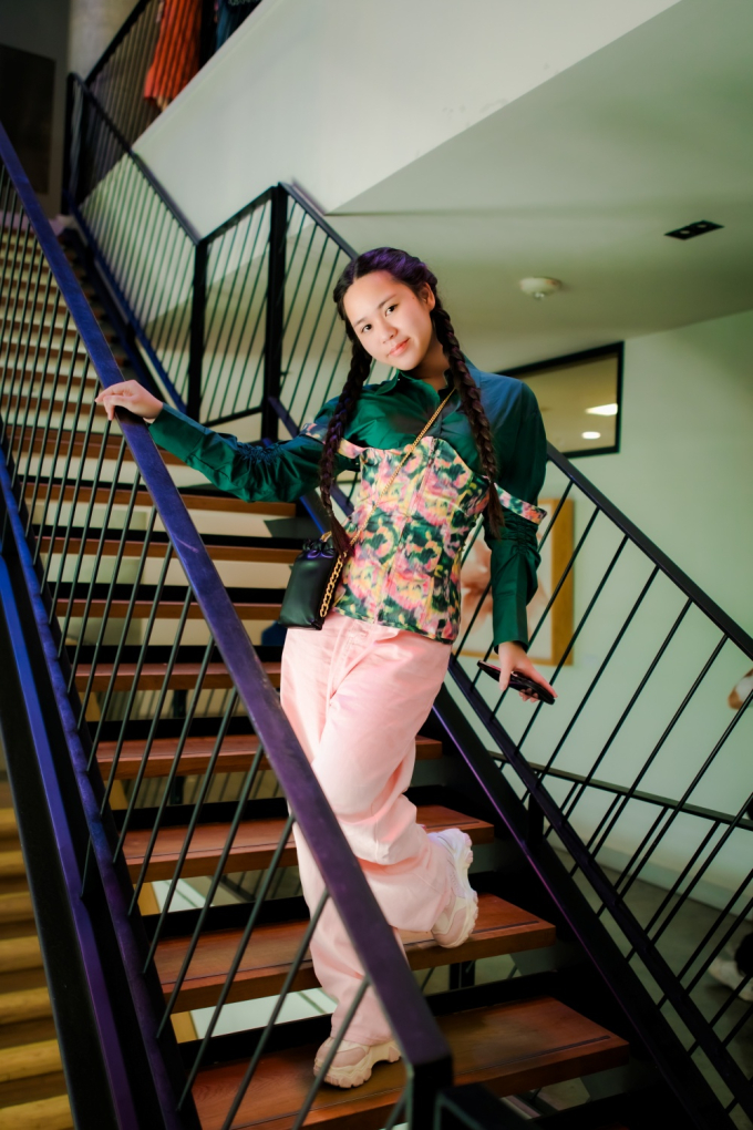 Phong cách thời trang ấn tượng của hoa hậu 15 tuổi Bella Vũ